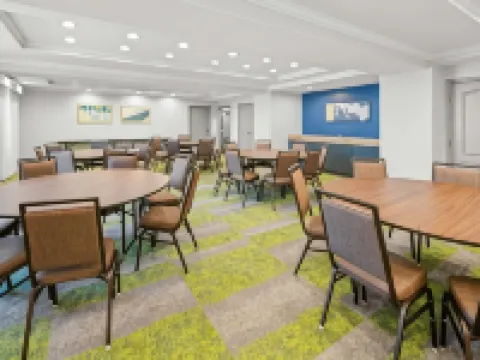 Spark by Hilton Woodbridge โรงแรมในวูดบริดจ์