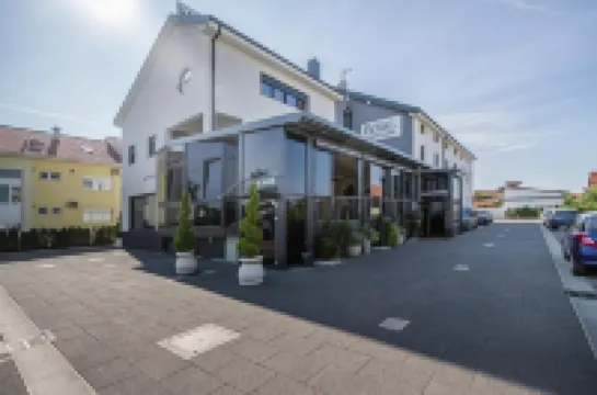 Royal Airport Hotel โรงแรมใน