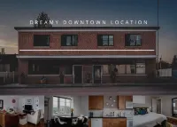"The Old Post Office" - Mid-Century Mod Apartment in Downtown Driggs - With W/D