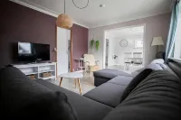 Jotunheim / Aparthotel / Family Friendly Hotels near Witches Finger Trail