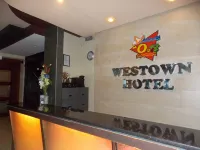 MO2 Westown Hotel - Mandalagan