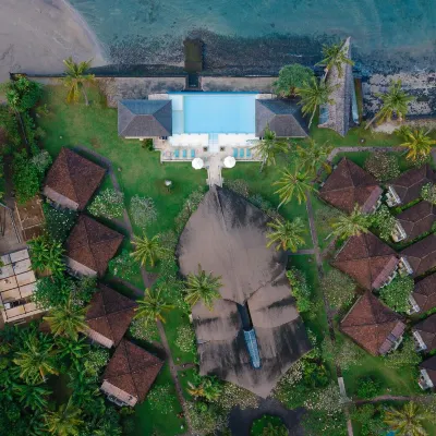 Lotus Bungalows Отели рядом с достопримечательностью «Пляж Вайт-Сэнд»