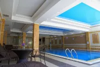 Park Hotel Bishkek - piscina