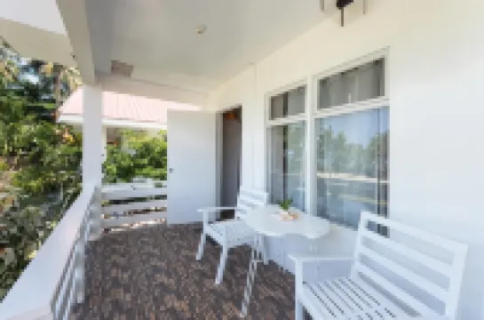 YAMA APARTMENTS - Private Beachfront Hotels in 