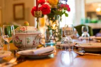 Jardins Haute Couture Hotels in Benais