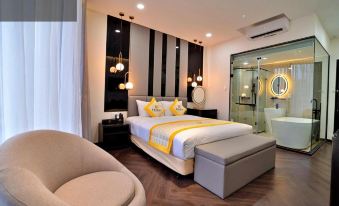 S79 Friday Hotel