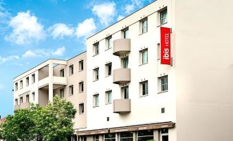 Ibis Strasbourg Aéroport le Zénith