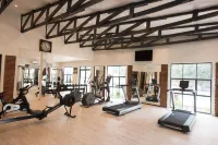 Latitude 13 Degrees - Gym