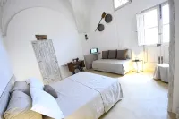 Palazzo Castriota Scanderberg B&B