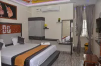 Hotel Panchavarnaa