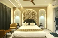 HOTEL ELEGANCE
