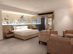 Signature Hotels