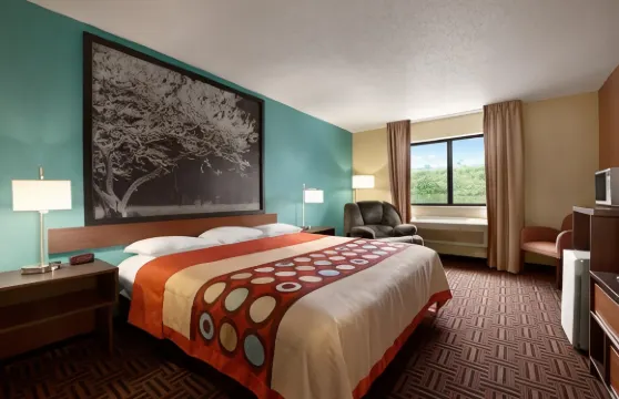 皮奧里亞東速8酒店