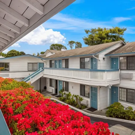 Arbor Inn Monterey