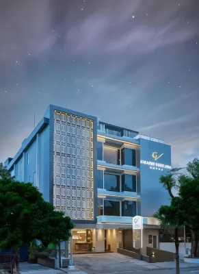 Grand Viveana Hotel dekat Kartika Sari Pusat H. Akbar