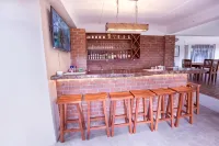 Livingstone Lodge - ที่มีบาร์