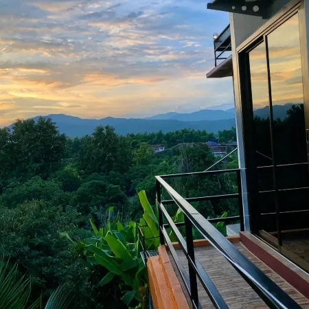 Sandee Place Mountain View Chomthong