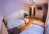 Boutique Hotel's III Piłsudskiego Hôtels à : Lodz