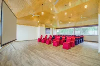 Summit Namnang Courtyard & Spa Near Mg Marg - 3-Star