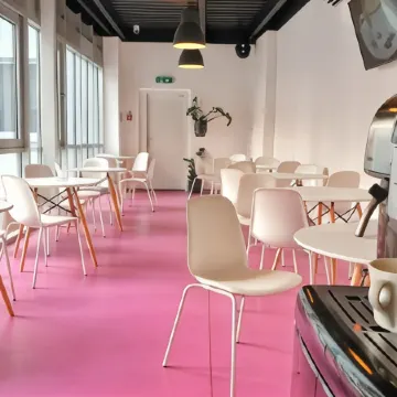 City Center Best Place Apartments Отели рядом с достопримечательностью «район Братислава I»