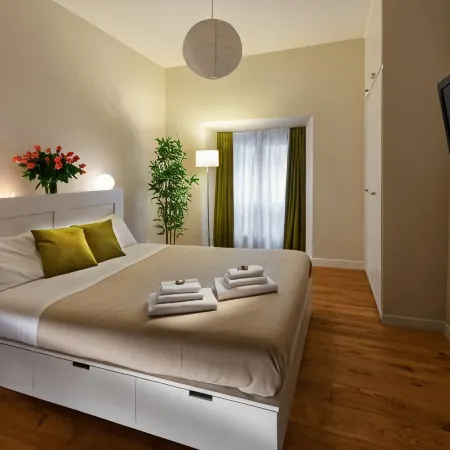 Tula Inn Отели рядом с достопримечательностью «Площадь Торре-Арджентина»