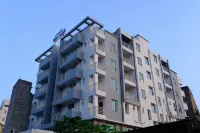 Hotel Girija Sunrise 300 Meter from Baba Dham Temple