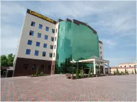 Golden Valley Hotel