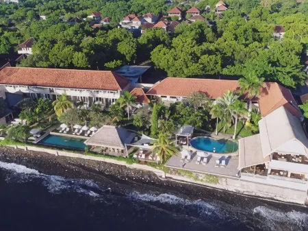 Tauch Terminal Resort Tulamben & Spa