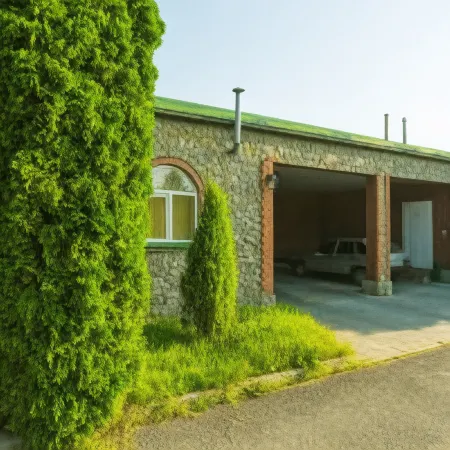 Pyat' Zvyozd Hotel Отели рядом с достопримечательностью «Северо-Осетинский Республиканский Художественный Музей им. М. Туганова»