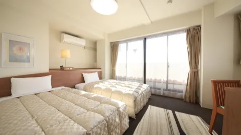 Hotel Musashino No Mori in Футю