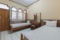 Homestay PKPN Garut Mitra RedDoorz Hotel di Pakuwon
