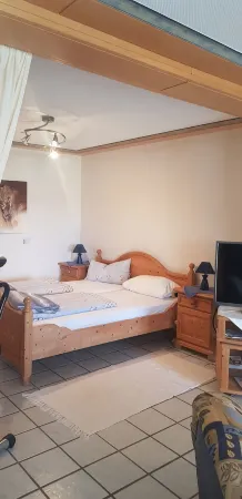 Comfortable apartment with pool for 2-6 people (110 sqm)