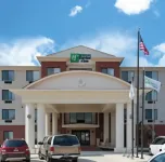 Holiday Inn Express & Suites Biloxi- Ocean Springs