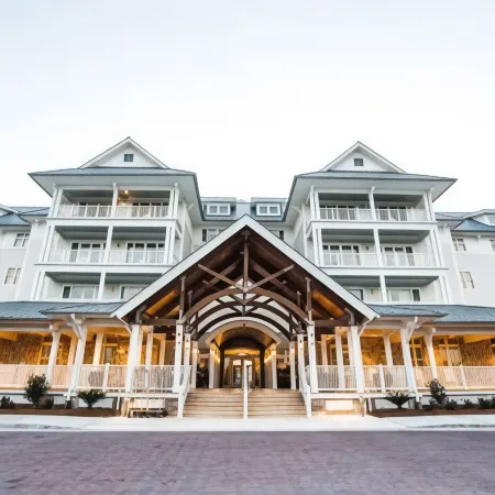 The Beach Club at Charleston Harbor Resort and Marina