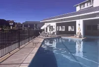 Moab Valley Inn - Pools