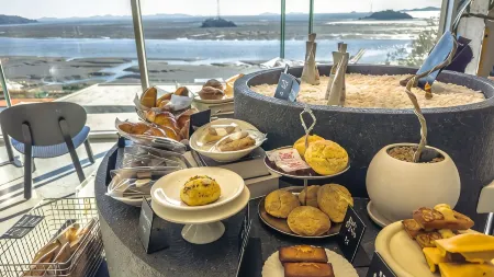 Ganghwa Island Ousu Caravan Отели рядом с достопримечательностью «Bomunsa Temple»