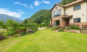 Yeongdong Thanksstay