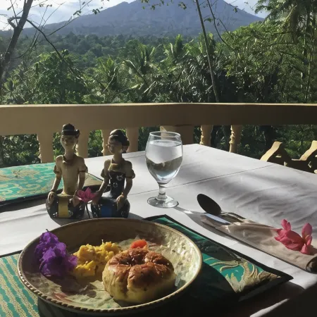 Tangkoko Sanctuary Villa & Spa