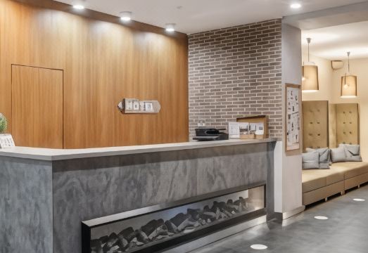 아지무트 호텔 객실