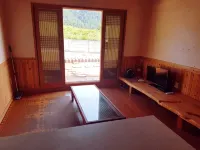Wando Woori Hanok Pension - ペンション