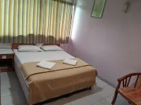 Hotel Inderapura - 2-Star