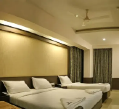 Hotel Varshan International