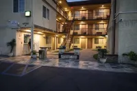 Lambert Inn
