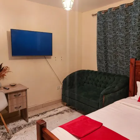Cozy Studio in Mlolongo with City & Lake Views Отели в г. Млолонго