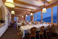 Hotel Alpensonne - Panoramazimmer & Restaurant - breakfast
