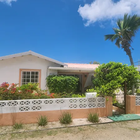 3-bedroom house with private pool in wonderful Pos Chiquito