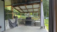 Cozy Country Retreat at the Baker Ranch. Pet Friendly with a Pet Fee. Lake View. - Condos