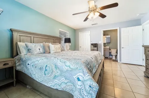 CHARMING 3BR POOL SPA home in Midtown Tampa! - Private Pools