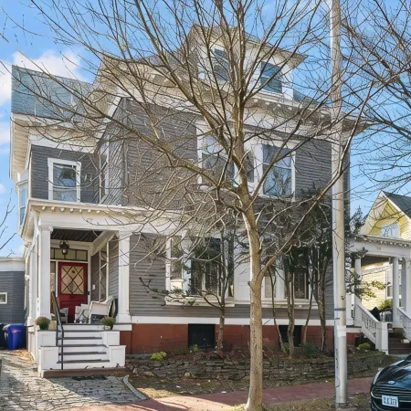 Huge historic Eastside home - walk to Brown, RISD