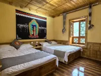 DanBa BanYiNaSaBo Homestay - balcony